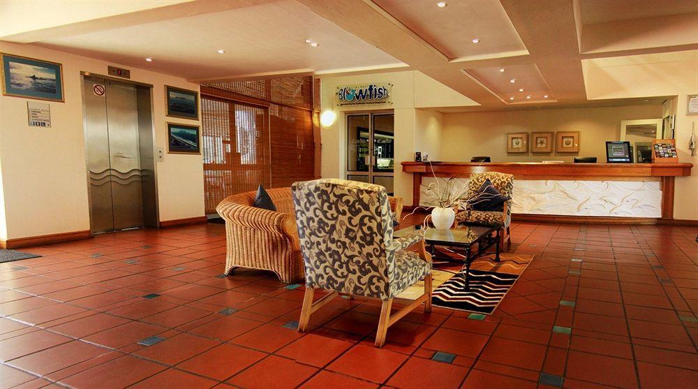 Dolphin Beach Hotel Self Catering Apartments Блаубергстранд Экстерьер фото