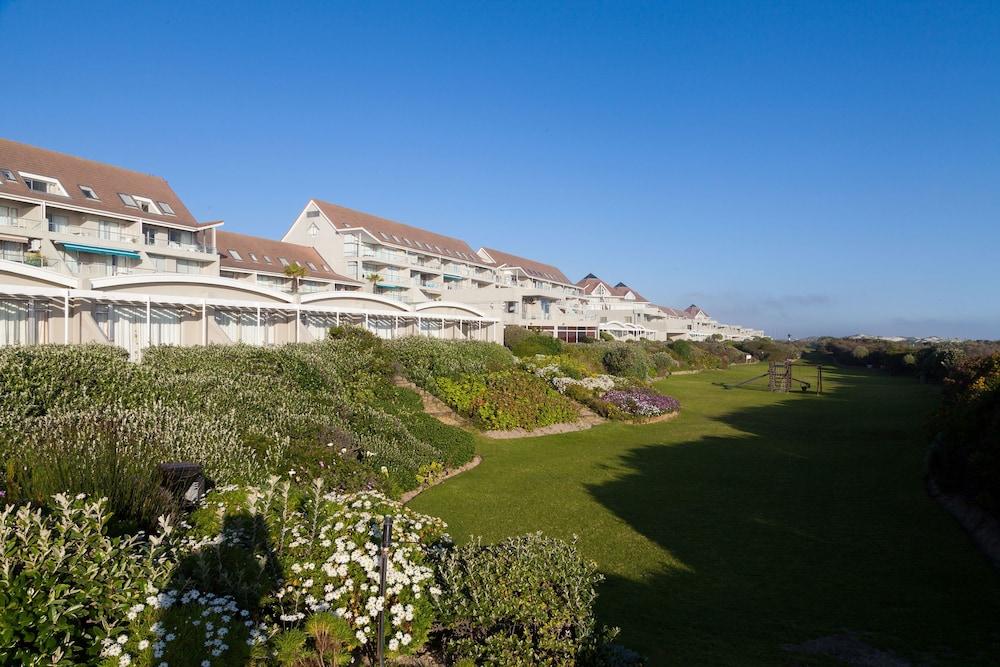 Dolphin Beach Hotel Self Catering Apartments Блаубергстранд Экстерьер фото
